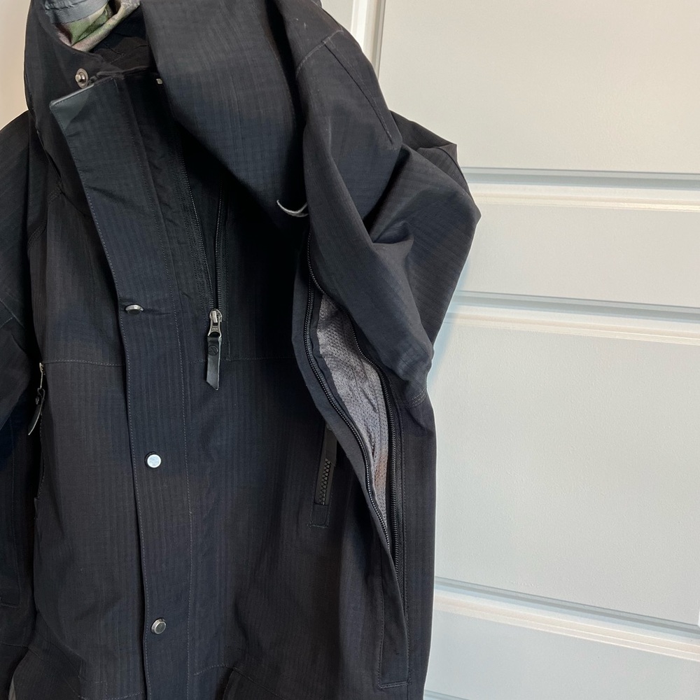 Bonfire Snow Jacket - Picture 3 of 12